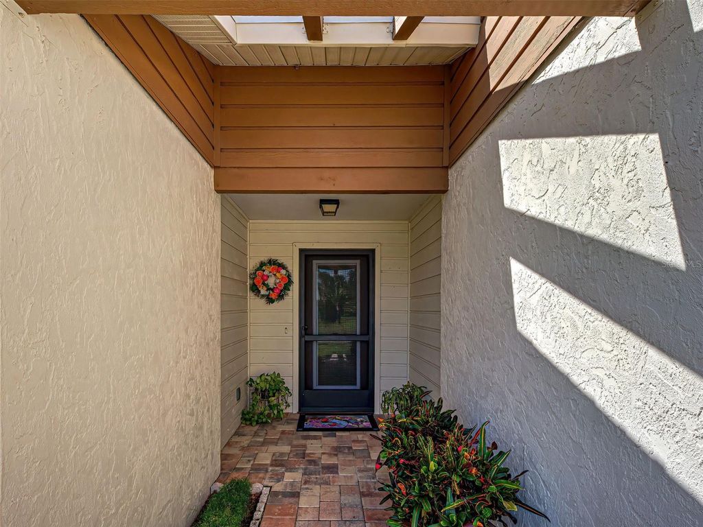 Photo of 406 Pendleton Drive, Venice, FL 34292 (MLS # N6140032)