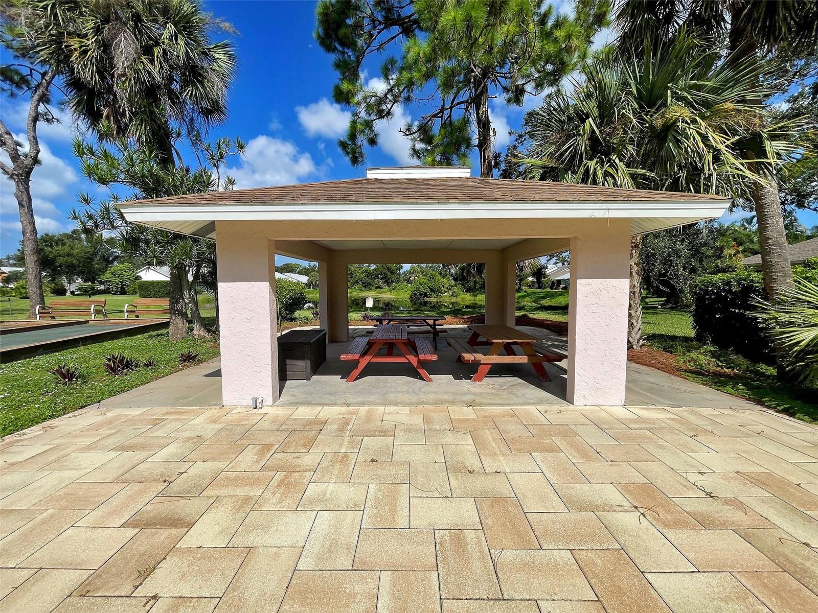 CHESTNUT CREEK VILLAS - Residential