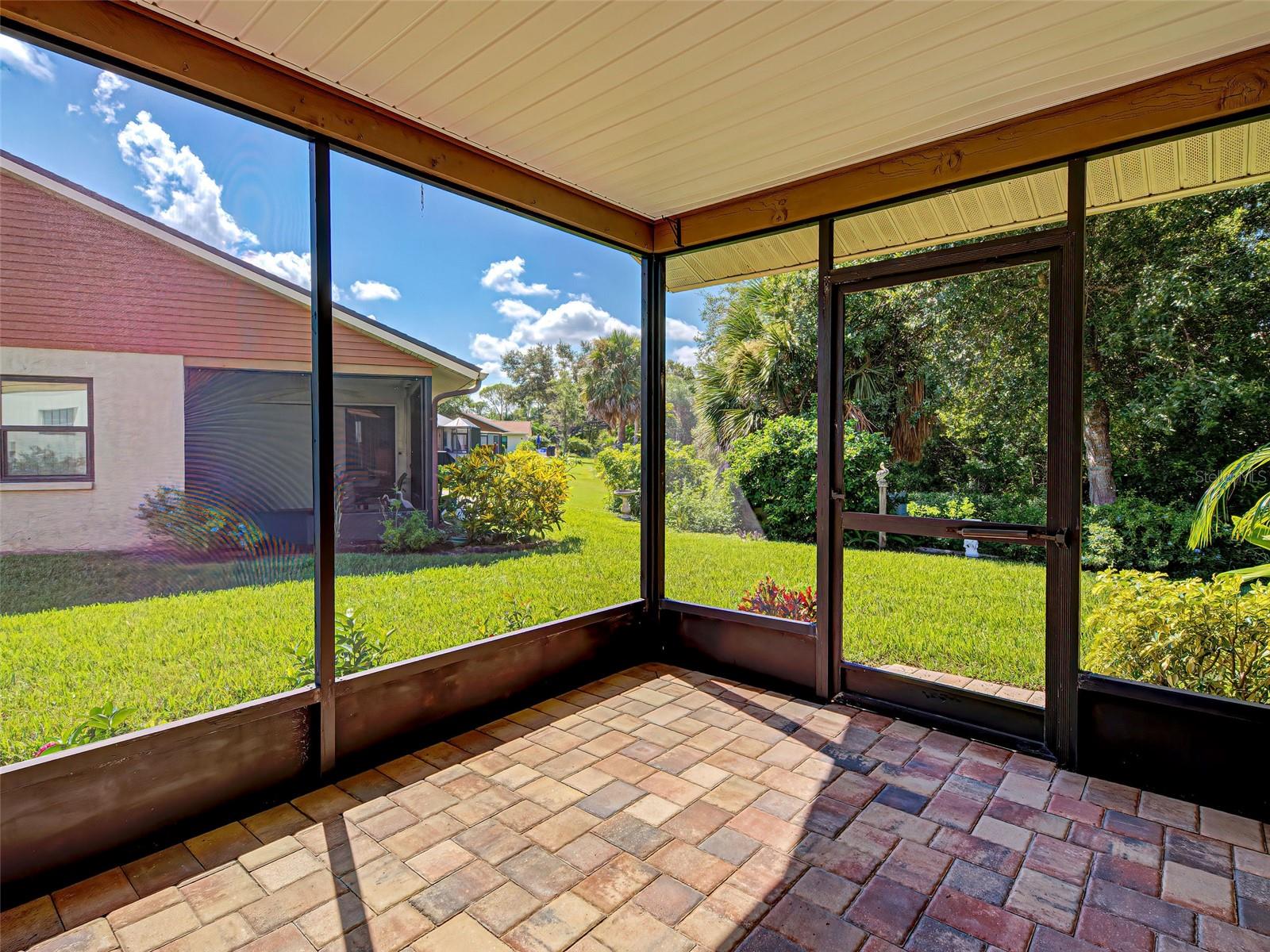 CHESTNUT CREEK VILLAS - Residential