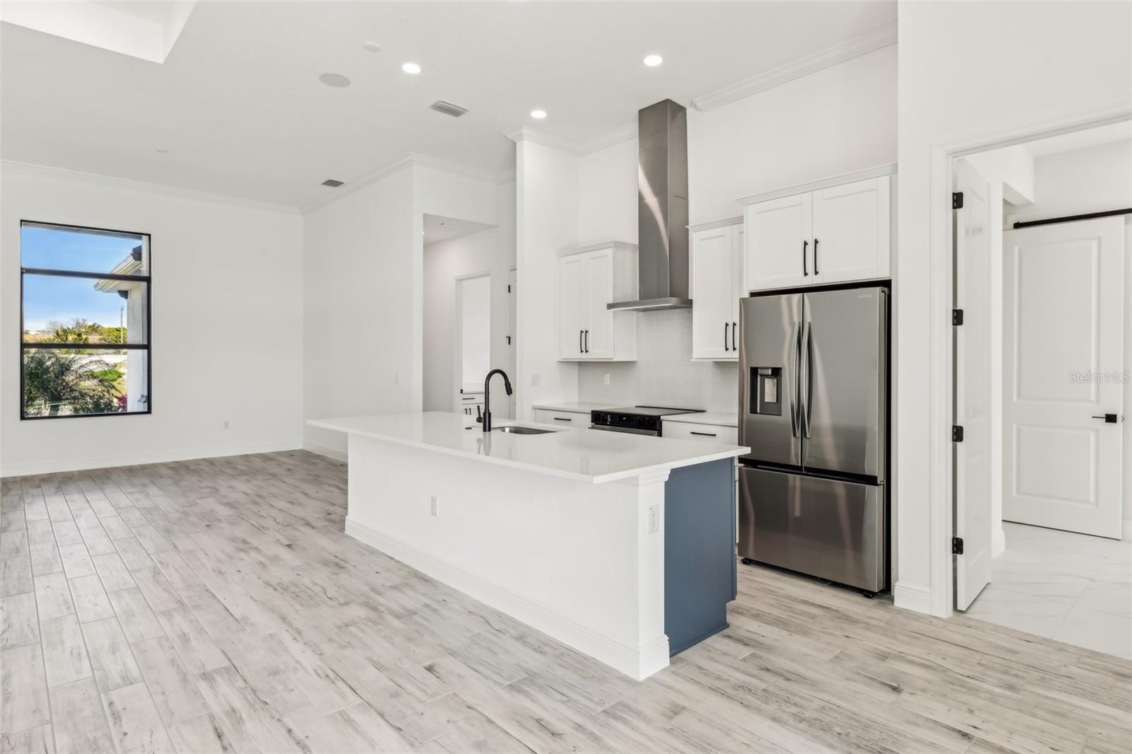 HIDDEN HARBOR ESTATES - Residential