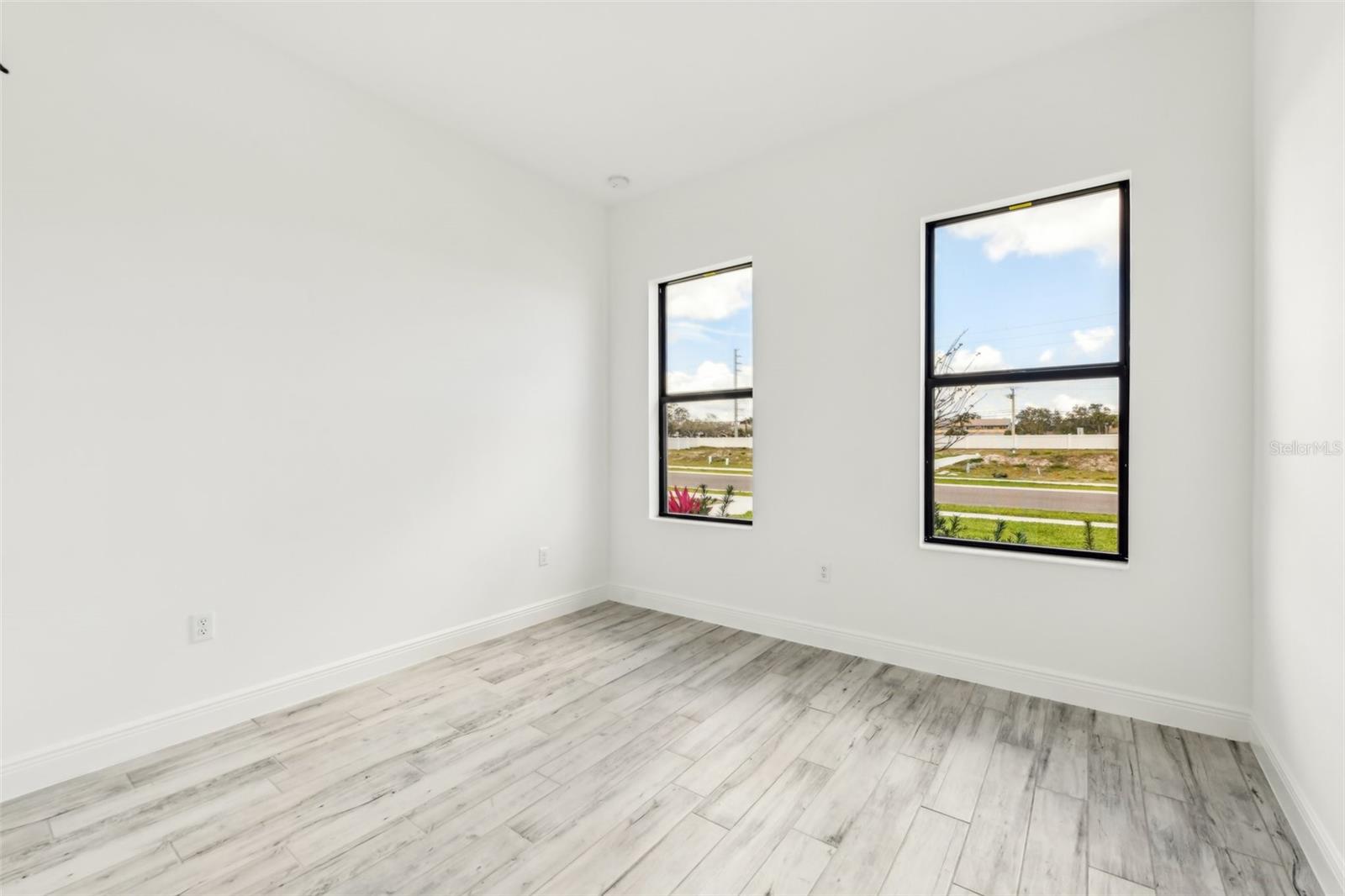 HIDDEN HARBOR ESTATES - Residential