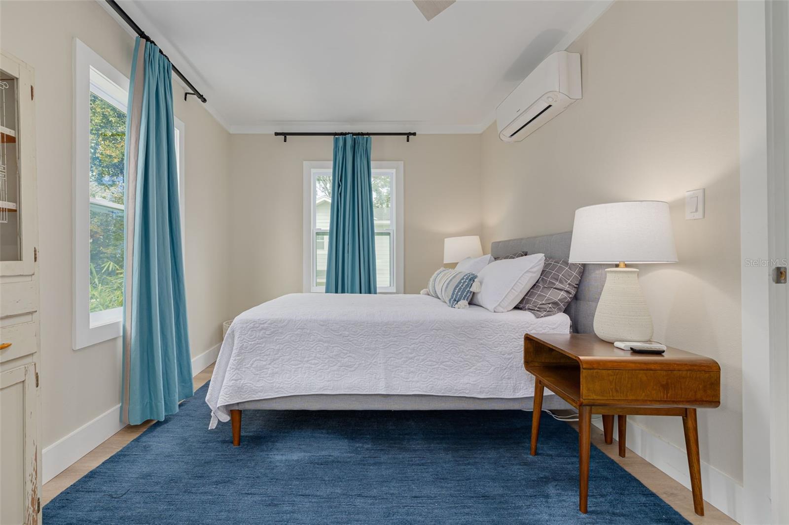 CRESCENT PARK HEIGHTS - Residential