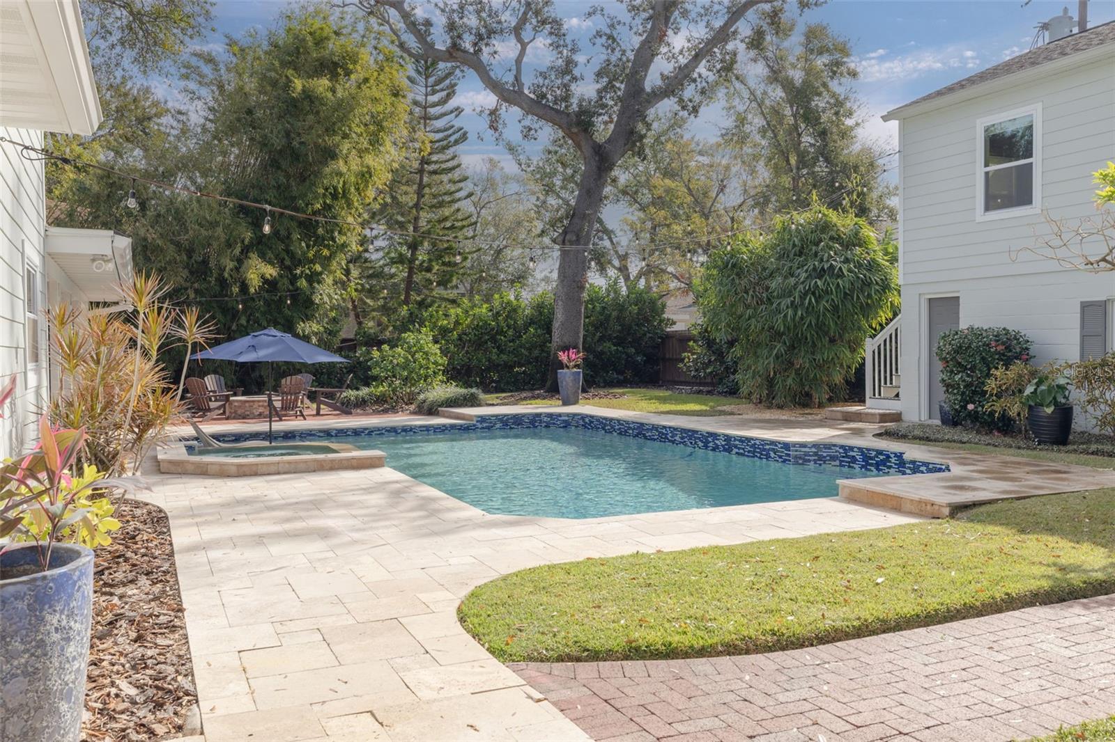 CRESCENT PARK HEIGHTS - Residential