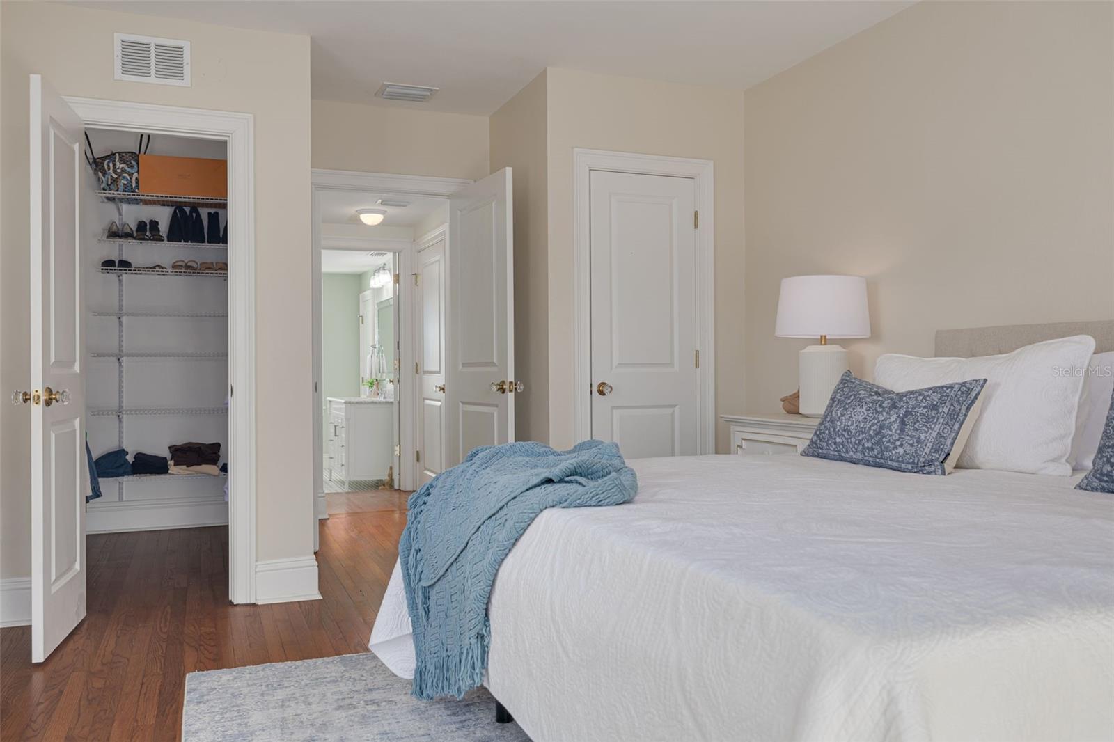 CRESCENT PARK HEIGHTS - Residential