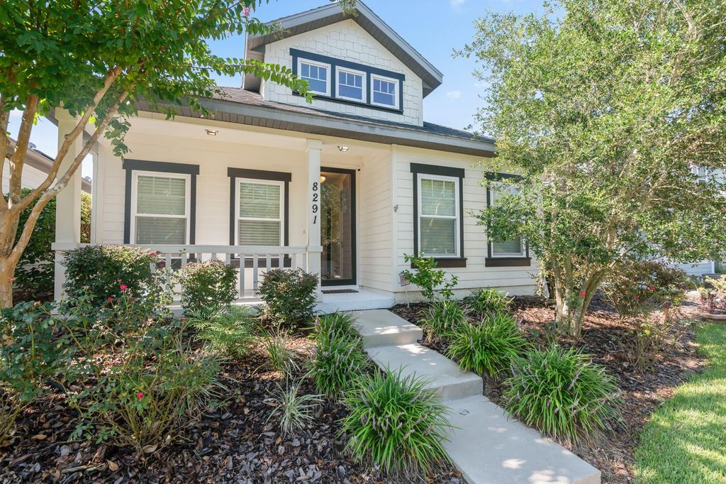 Photo of 8291 SW 78th Lane, Gainesville, FL 32608 (MLS # GC537664)