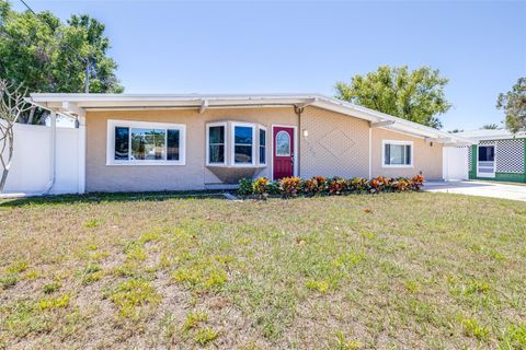 Photo of 4732 W Wyoming Avenue, Tampa, FL 33616 (MLS # TB8373704) Photo of 4732 W Wyoming Avenue, Tampa, FL 33616 (MLS # TB8373704)