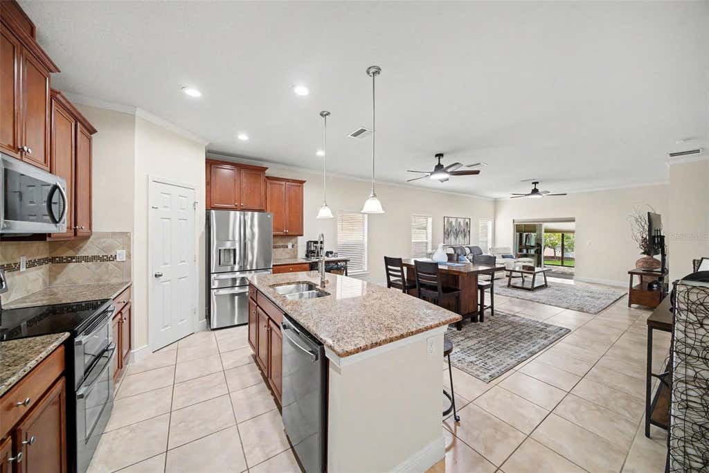 Photo of 2722 Winglewood Circle, Lutz, FL 33558 (MLS # TB8534580)