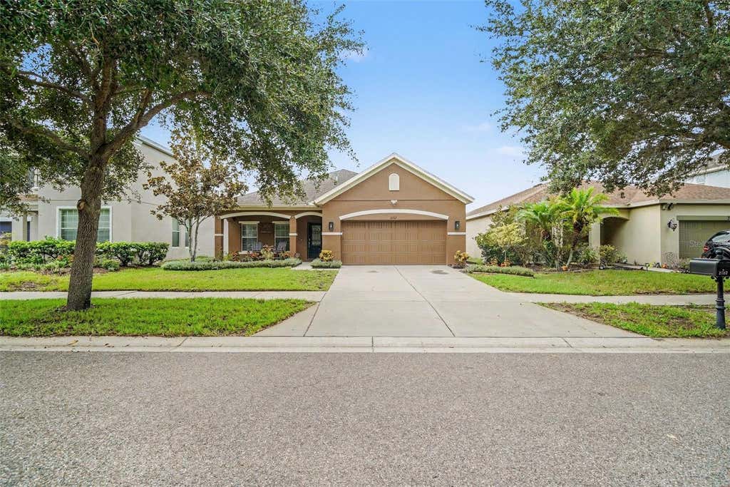 Photo of 2722 Winglewood Circle, Lutz, FL 33558 (MLS # TB8534580)