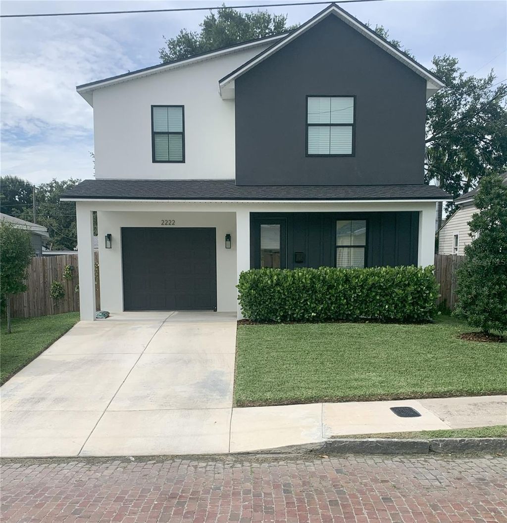 Photo of 2222 E Clark Street, Tampa, FL 33605 (MLS # TB8410553)