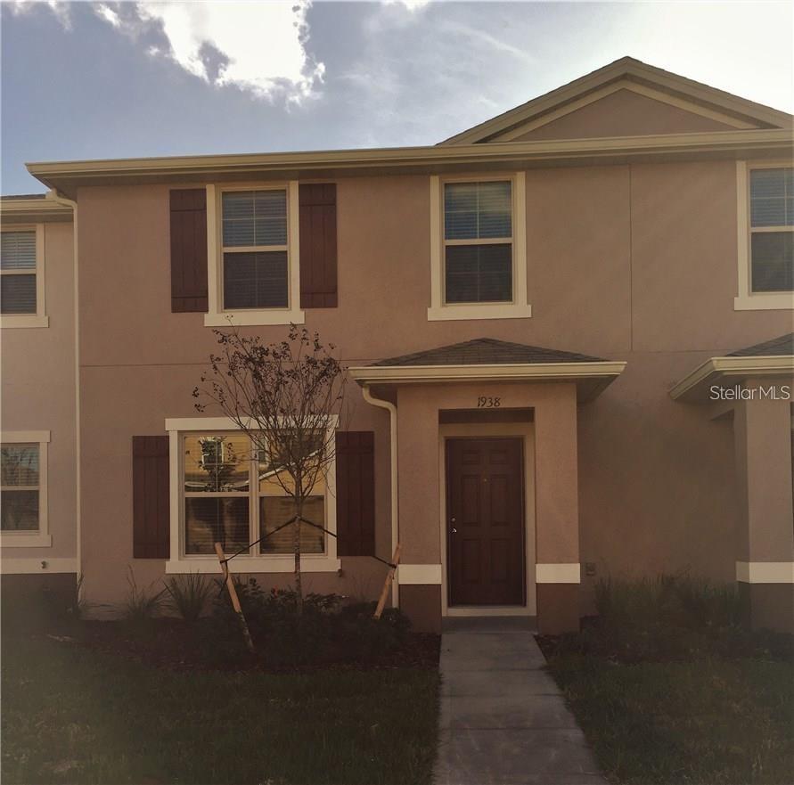 View KISSIMMEE, FL 34744 townhome