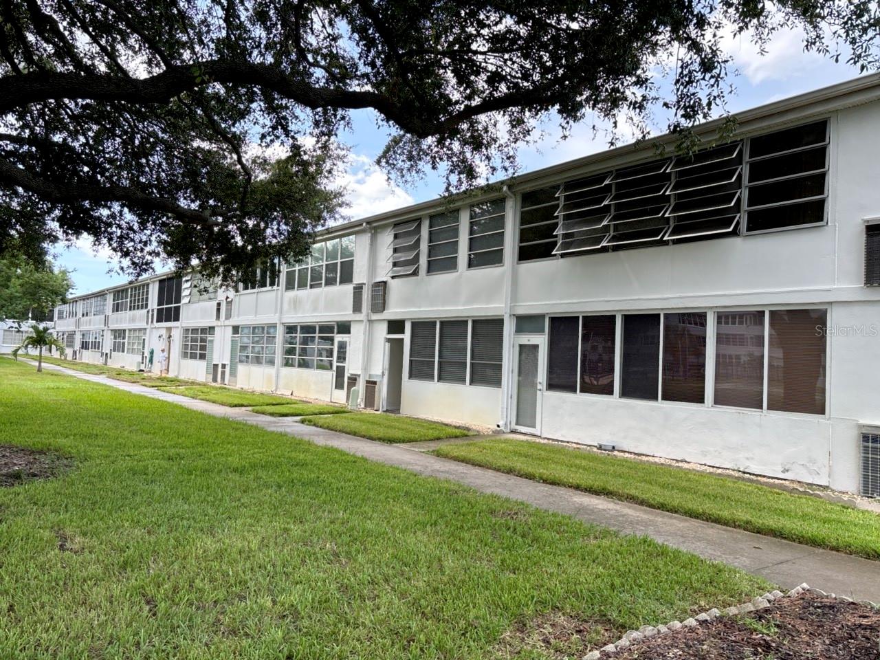 1000 79TH AVENUE N 102