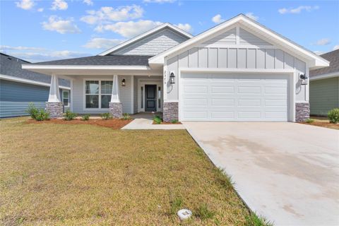 Photo of 13903 NW 150th Circle, Alachua, FL 32615 (MLS # GC535157)