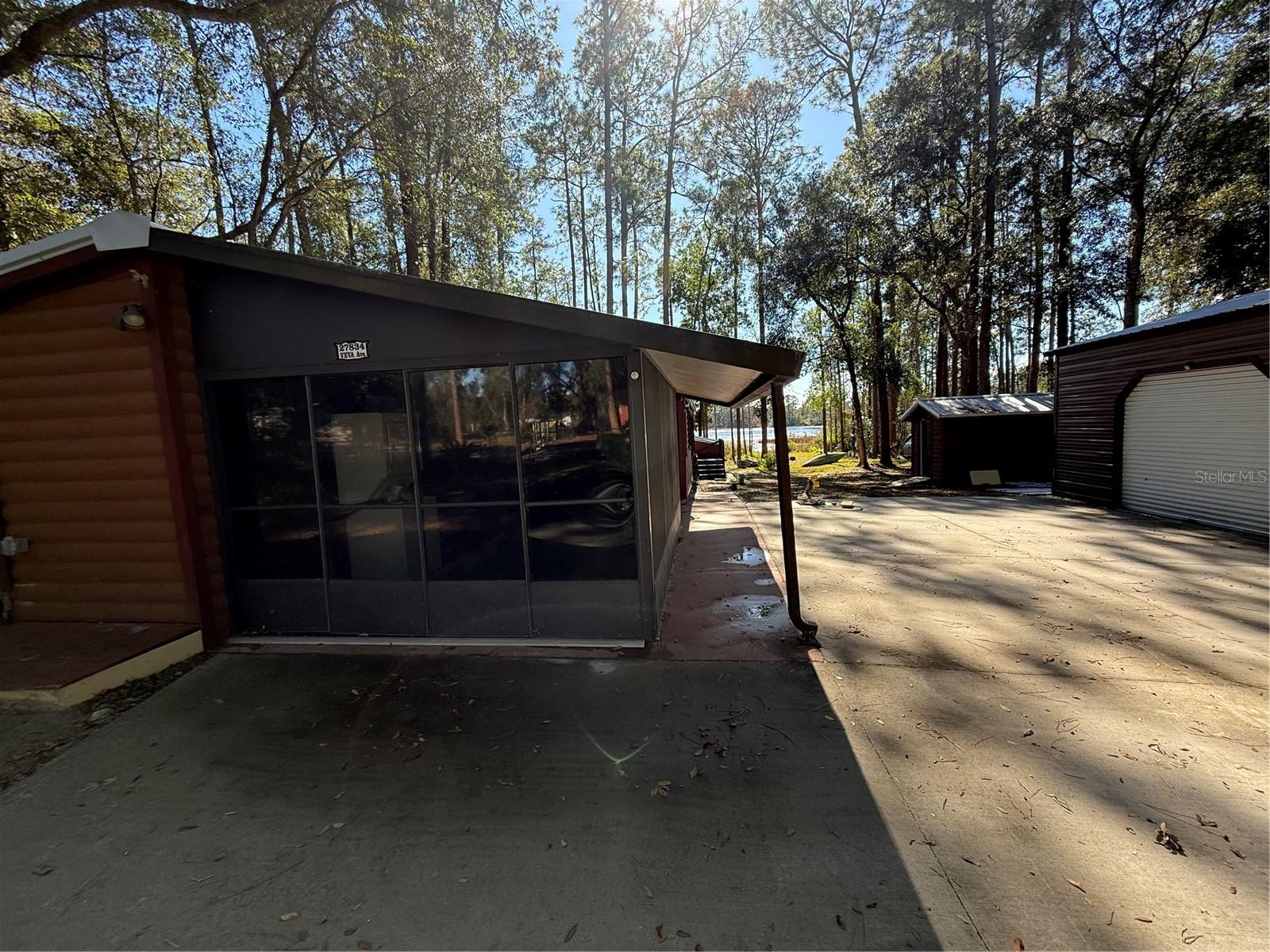 LAKEVIEW PARK - Residential