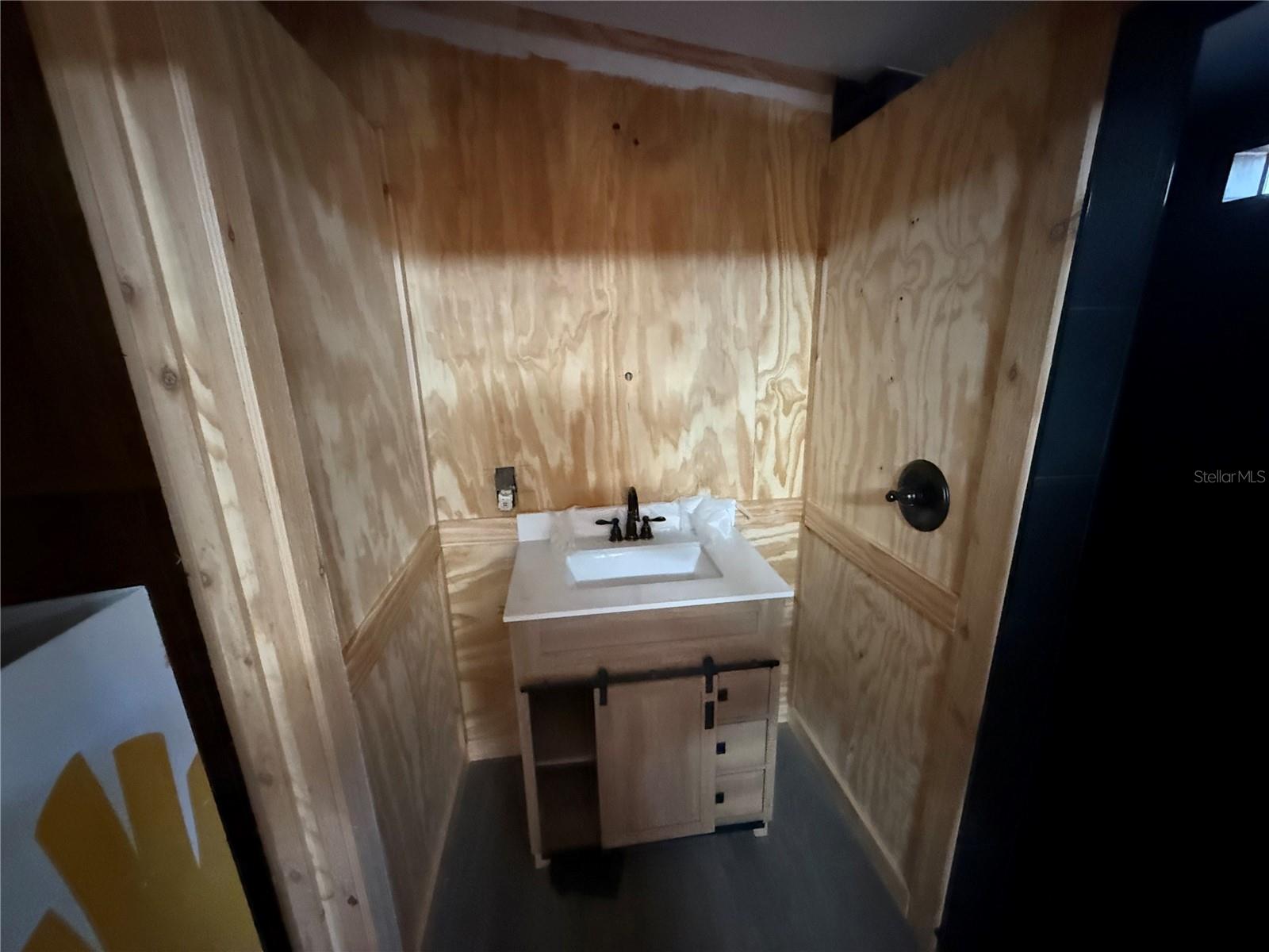 LAKEVIEW PARK - Residential