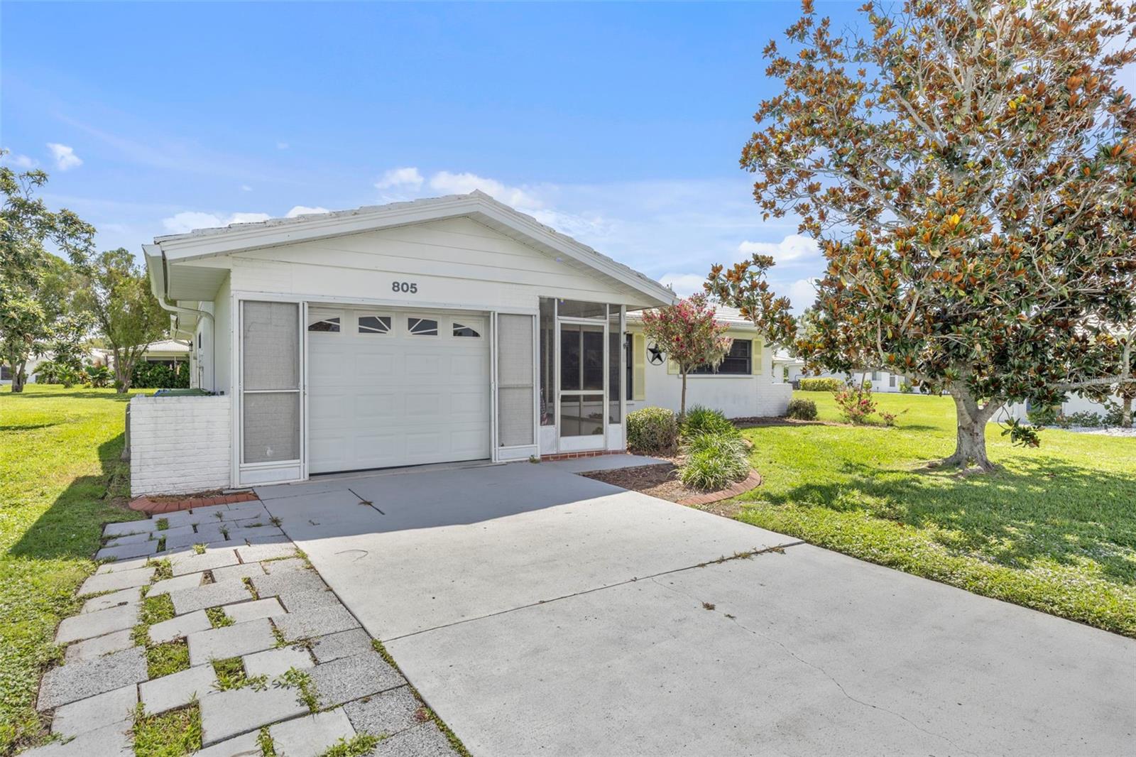 805 MANDARIN CIRCLE
