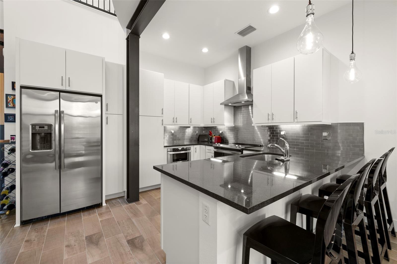 CARROLLWOOD CROSSINGS 2 - Residential