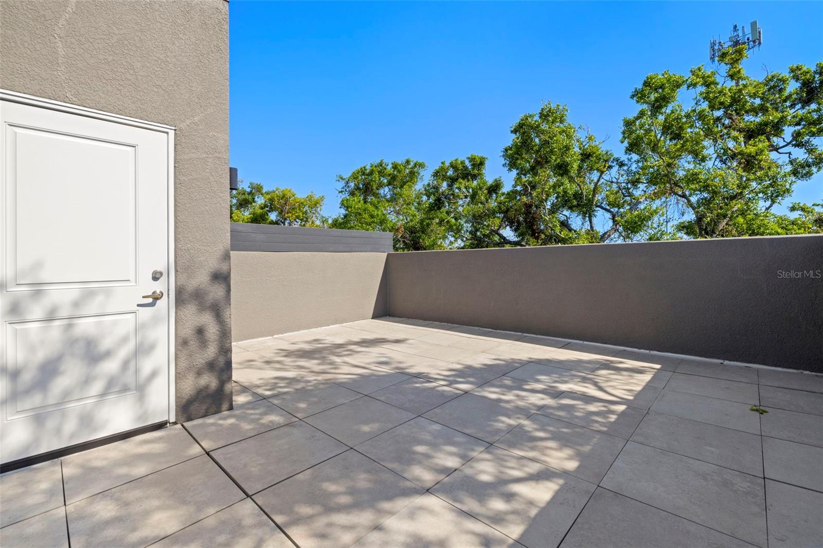 CARROLLWOOD CROSSINGS 2 - Residential