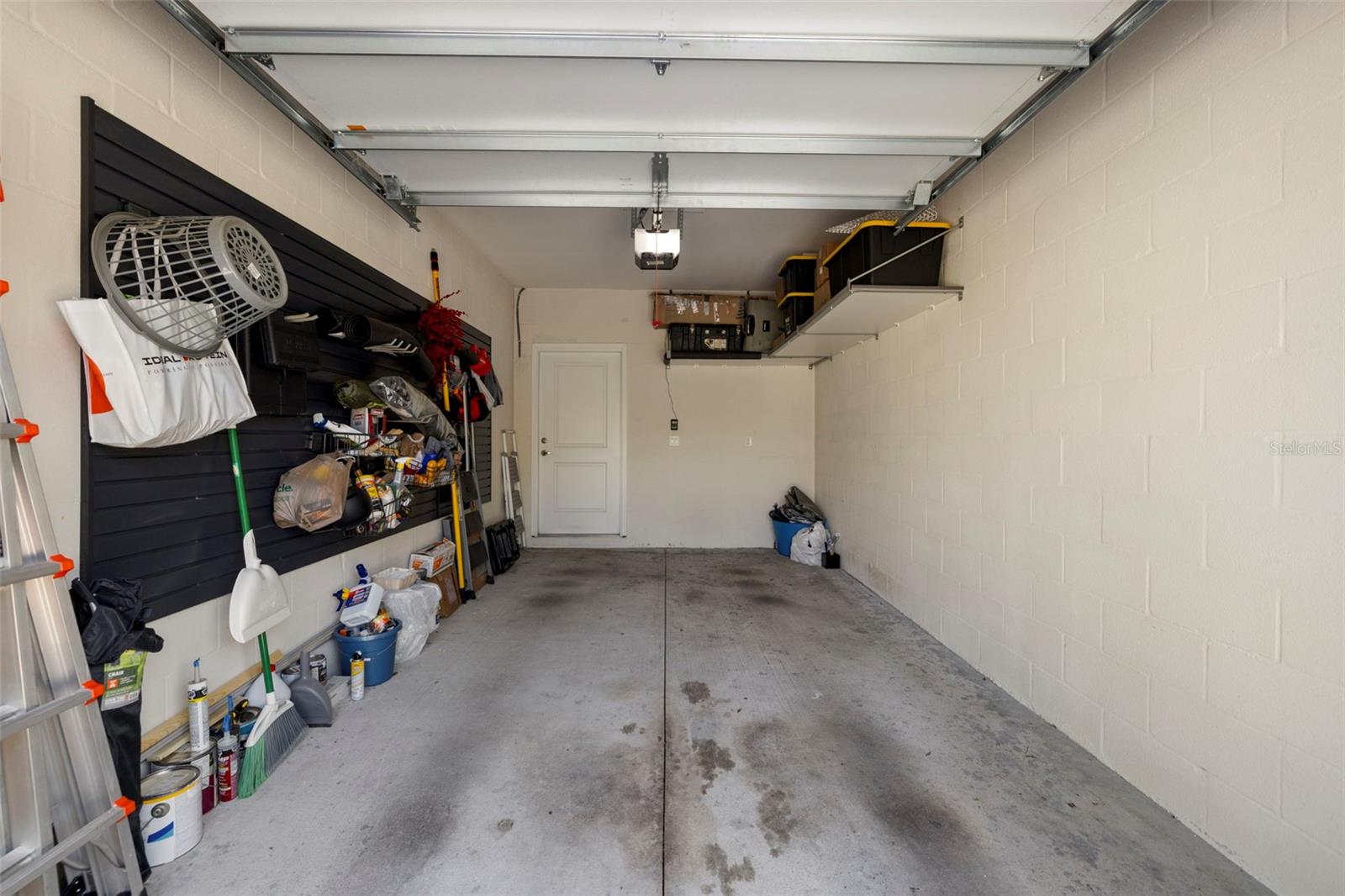 CARROLLWOOD CROSSINGS 2 - Residential