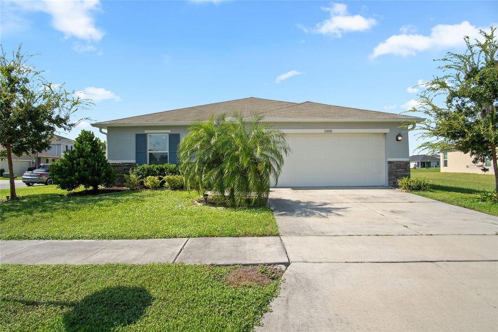 Photo of 1505 Venice Lane, Davenport, FL 33896 (MLS # O6332107)
