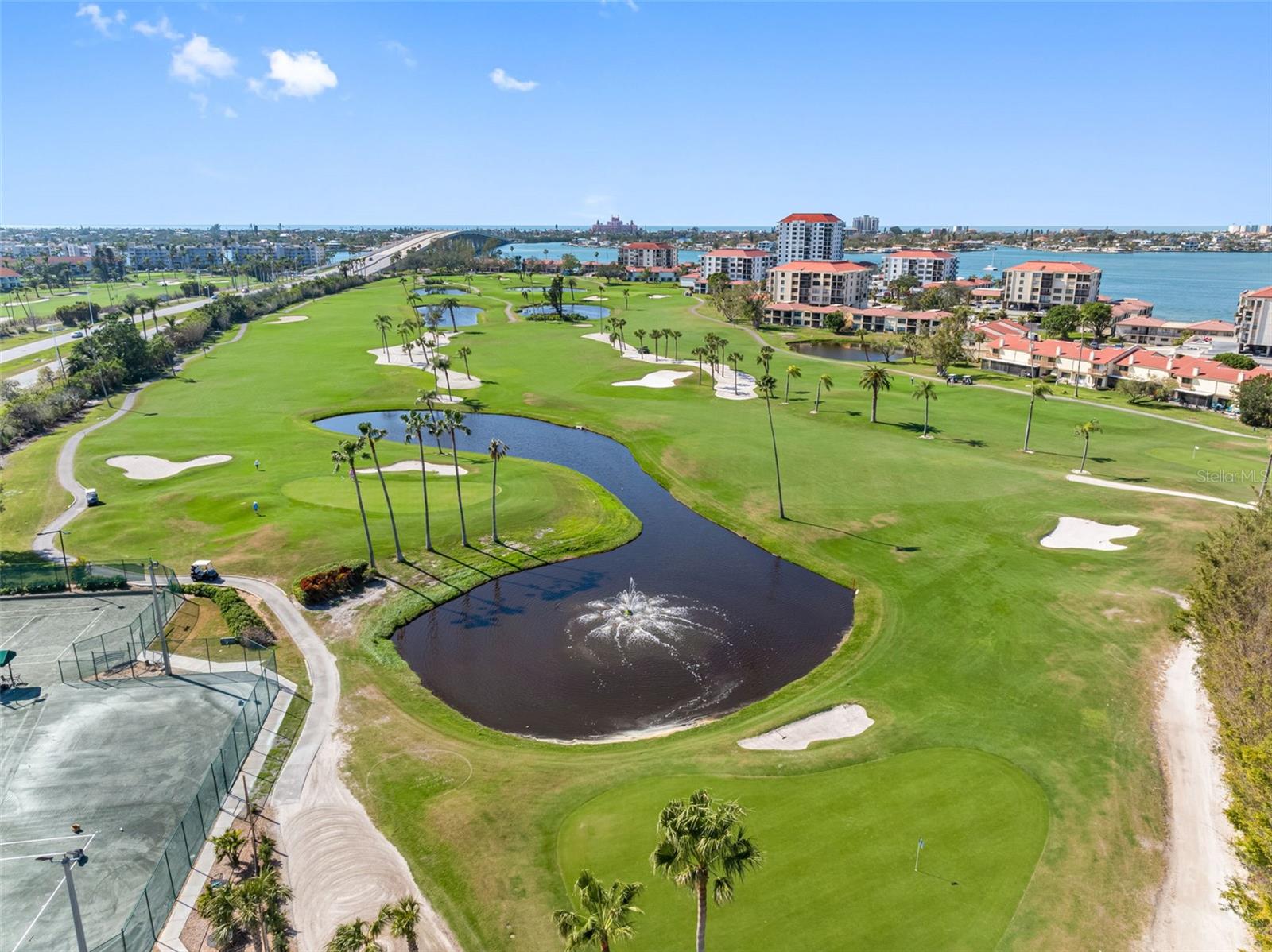 PARADISO CONDO - Residential Lease