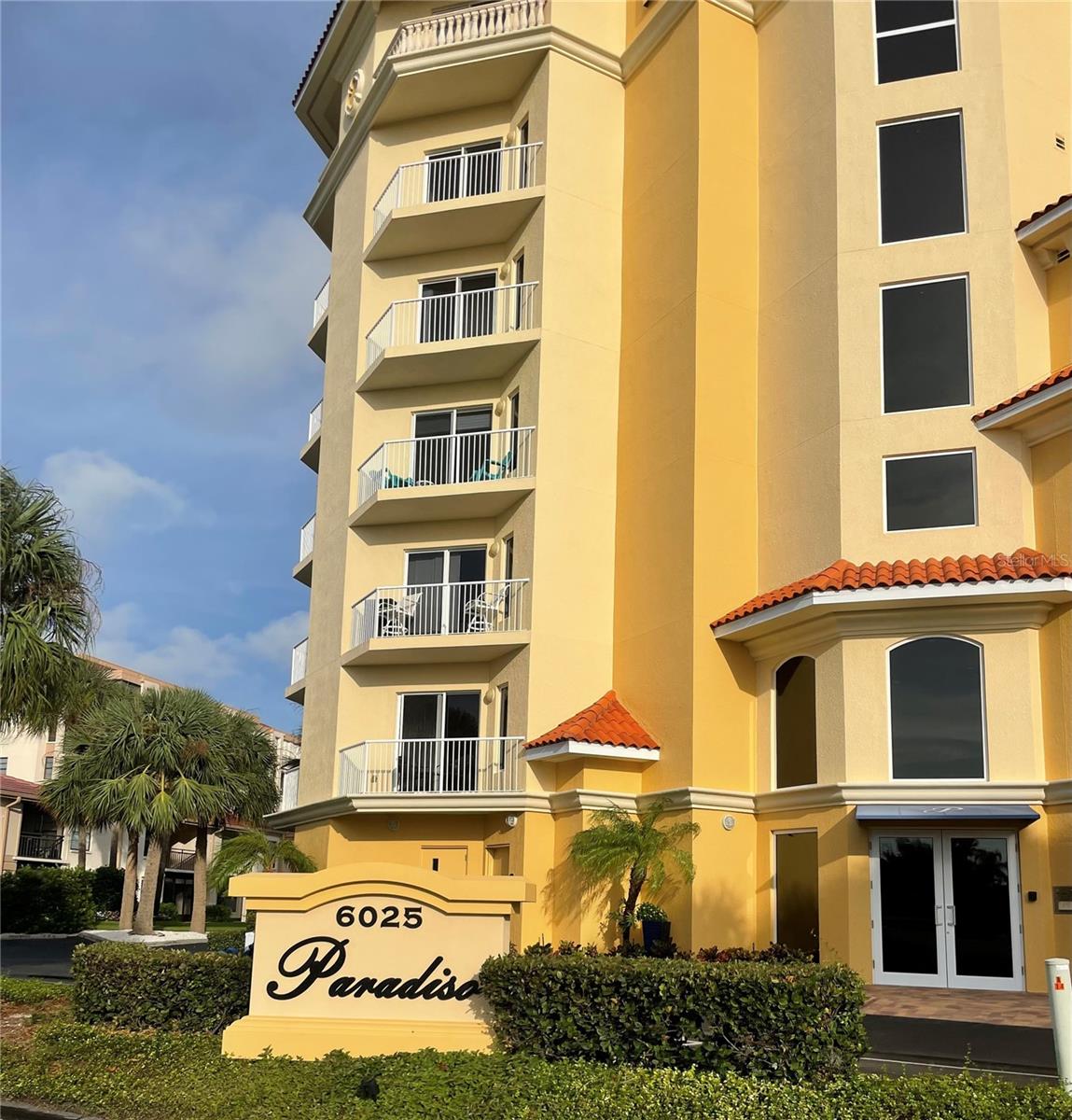 PARADISO CONDO - Residential Lease