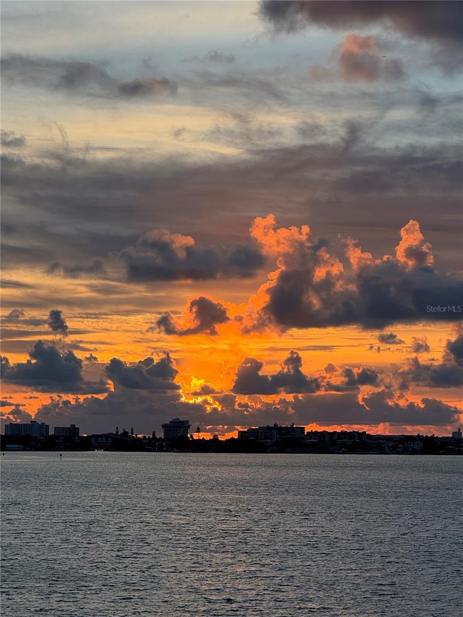 PARADISO CONDO - Residential Lease