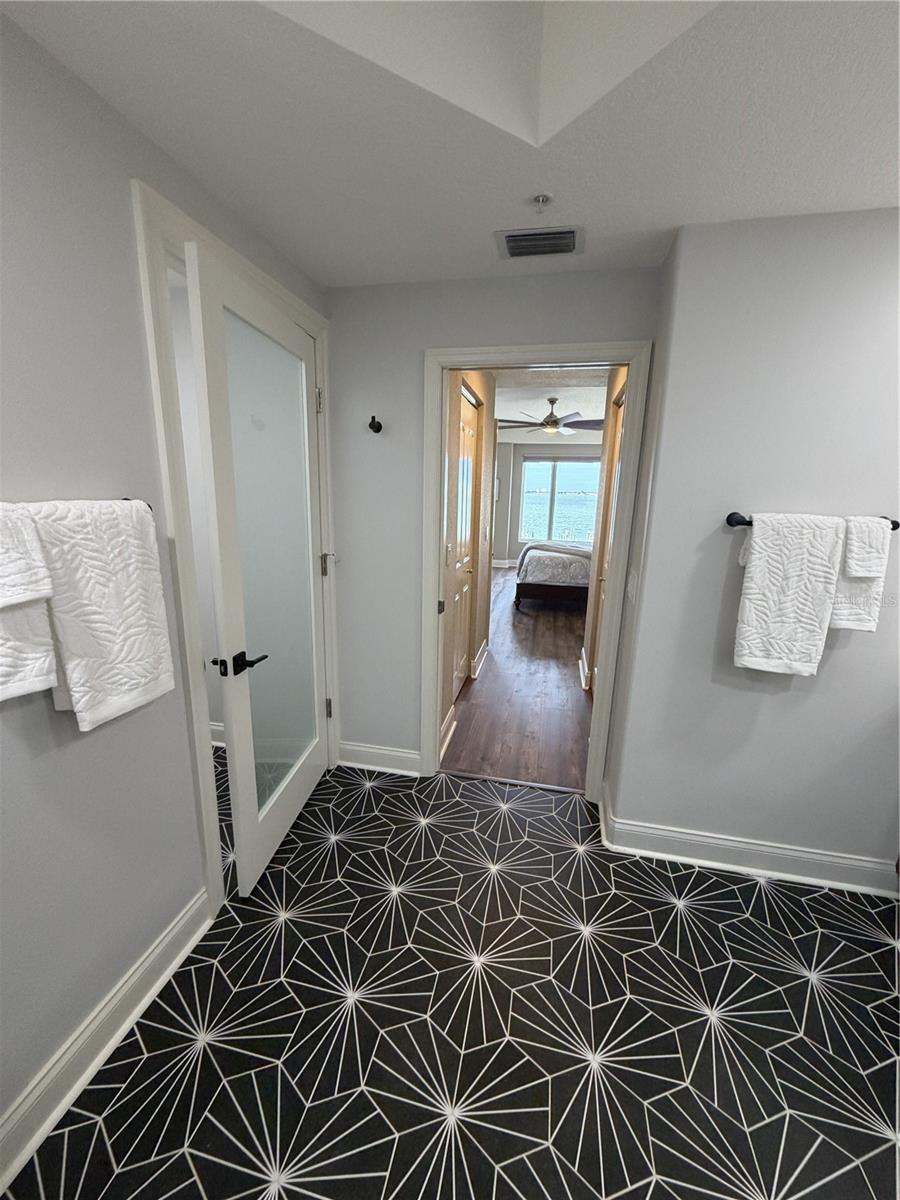 PARADISO CONDO - Residential Lease