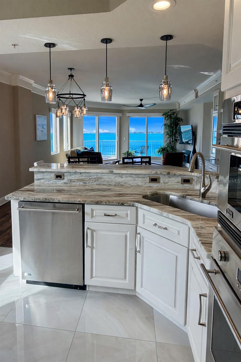 PARADISO CONDO - Residential Lease