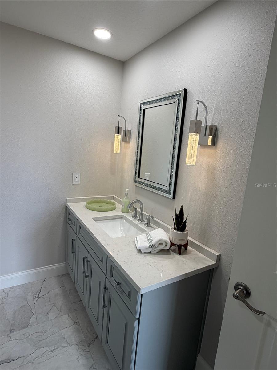 PARADISO CONDO - Residential Lease