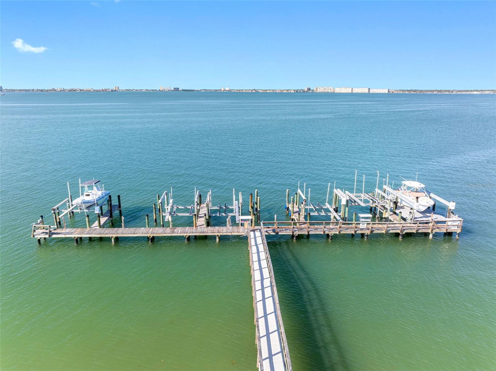 PARADISO CONDO - Residential Lease