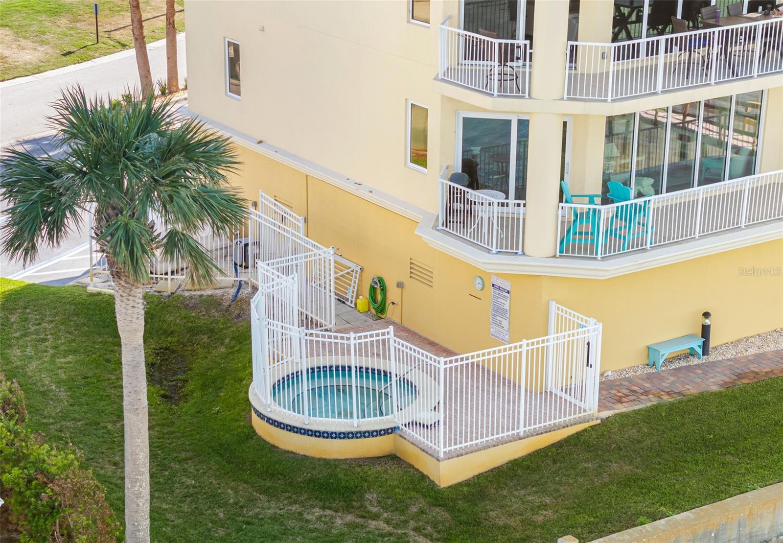 PARADISO CONDO - Residential Lease