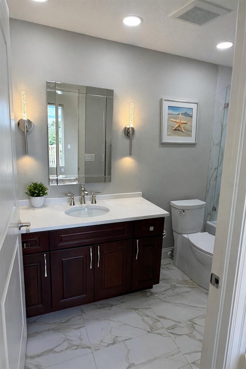 PARADISO CONDO - Residential Lease