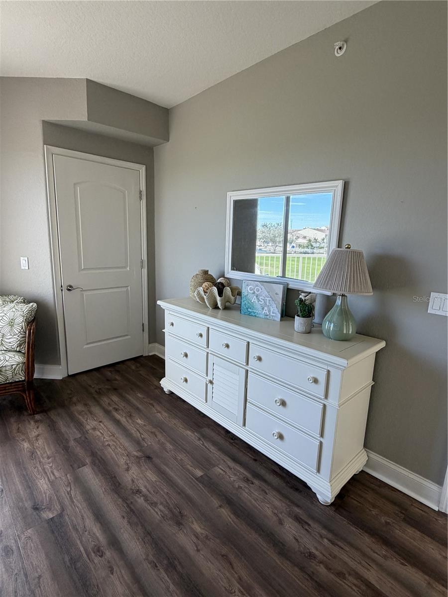 PARADISO CONDO - Residential Lease