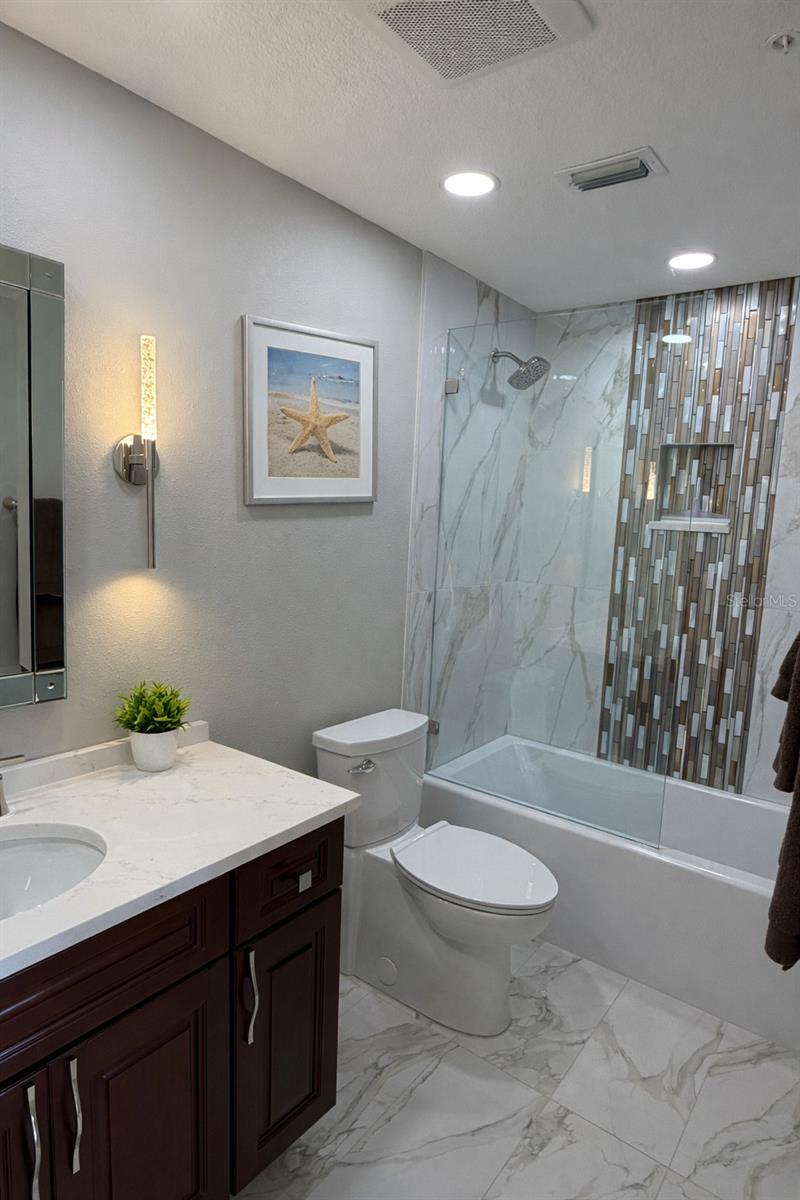 PARADISO CONDO - Residential Lease