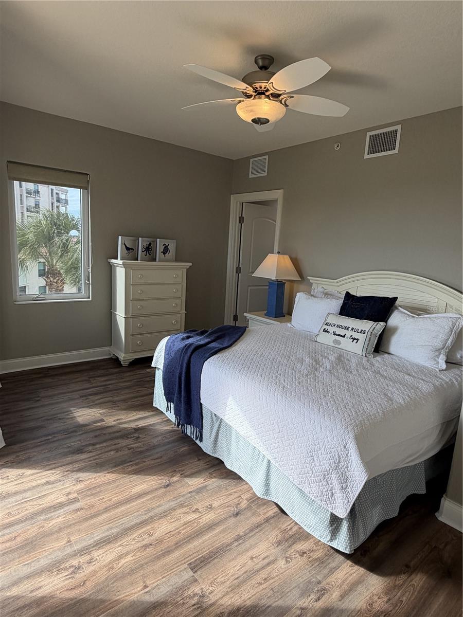 PARADISO CONDO - Residential Lease