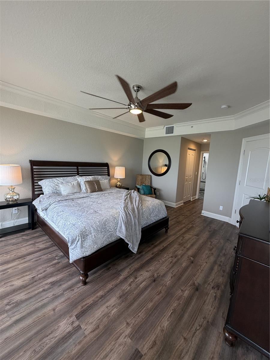 PARADISO CONDO - Residential Lease