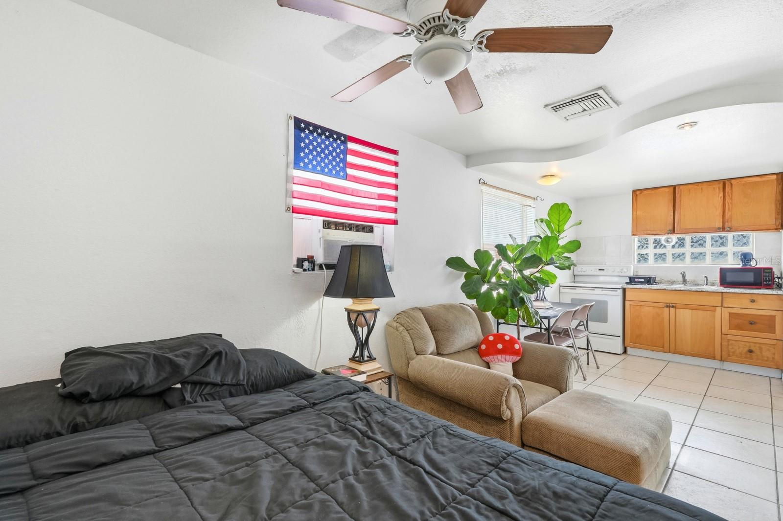 ROGERS SEABREEZE - Commercial Sale