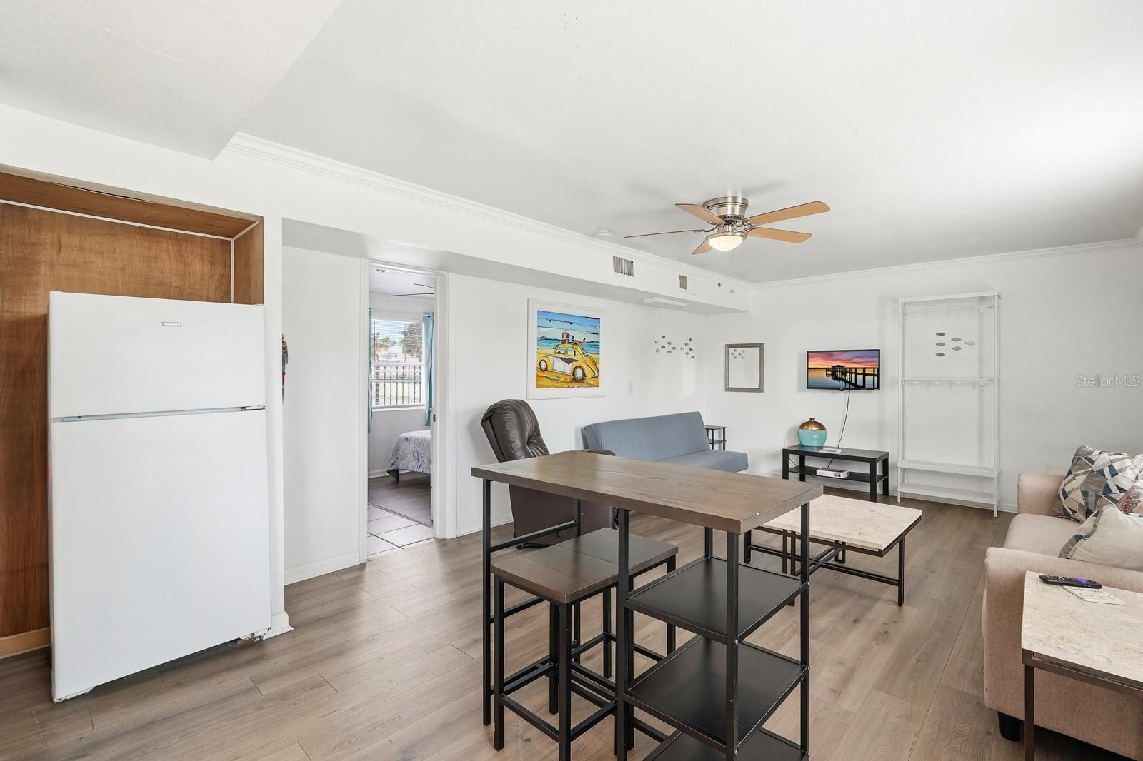 ROGERS SEABREEZE - Commercial Sale