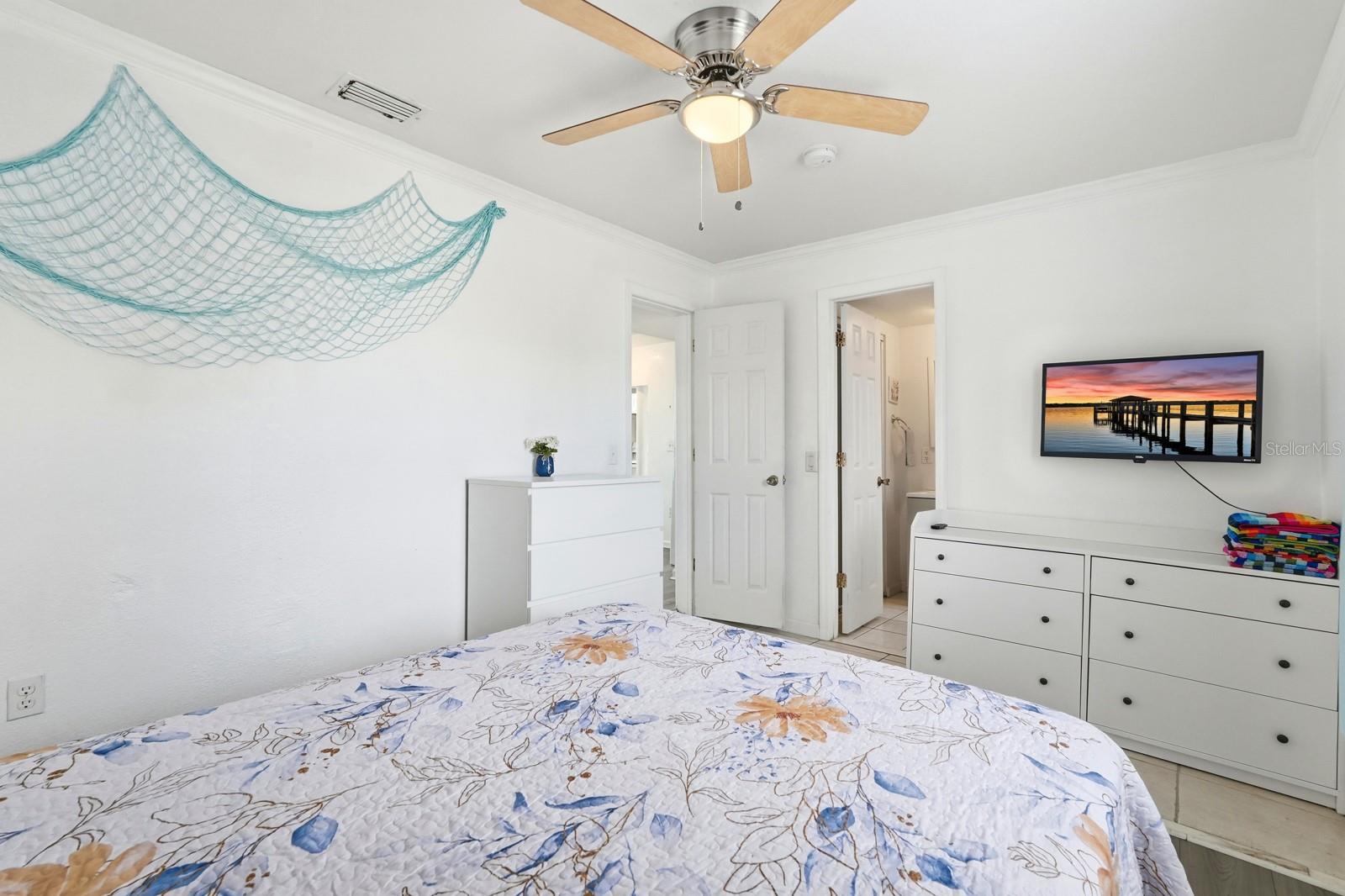 ROGERS SEABREEZE - Commercial Sale