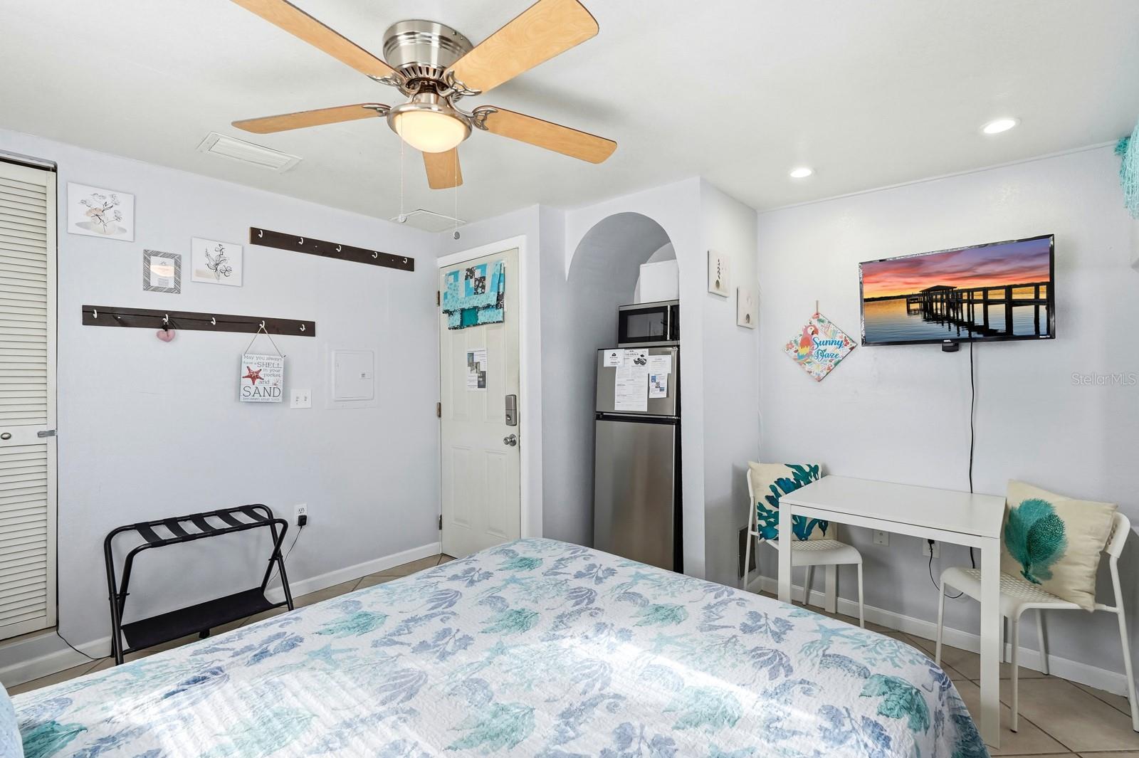 ROGERS SEABREEZE - Commercial Sale