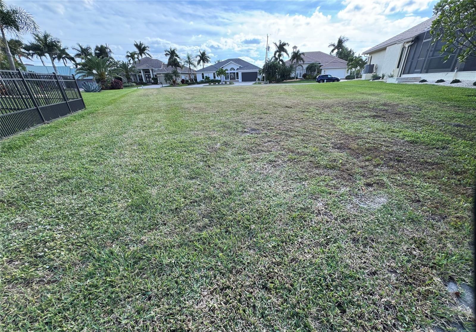 PUNTA GORDA ISLES SEC 12 - Land