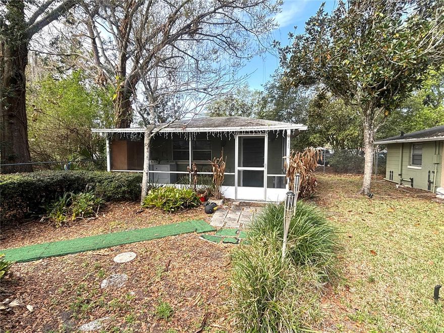 Welcome to 1212 Jamajo Blvd unit C a beautifully maintained home offering a perfect blend of comfort, style, and convenience. This charming residence features spacious living areas filled with natural light and a serene backyard ideal for relaxing or entertaining. Located in a friendly neighborhood close to schools, parks, and shopping, this home is move-in ready and perfect anyone seeking a peaceful retreat with easy access to city amenities. Act now! This one won't last long! All applicants are required to do a credit and background check. Renters insurance is required. All residents are automatically enrolled in a master renters insurance policy for $11.95 per month. Residents can opt out of the master policy by providing proof of their own policy that meets minimum requirements.