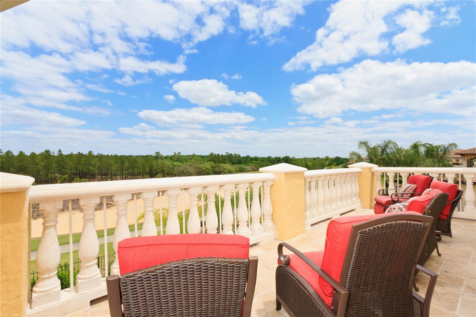 REUNION WEST VLGS NORTH - Residential