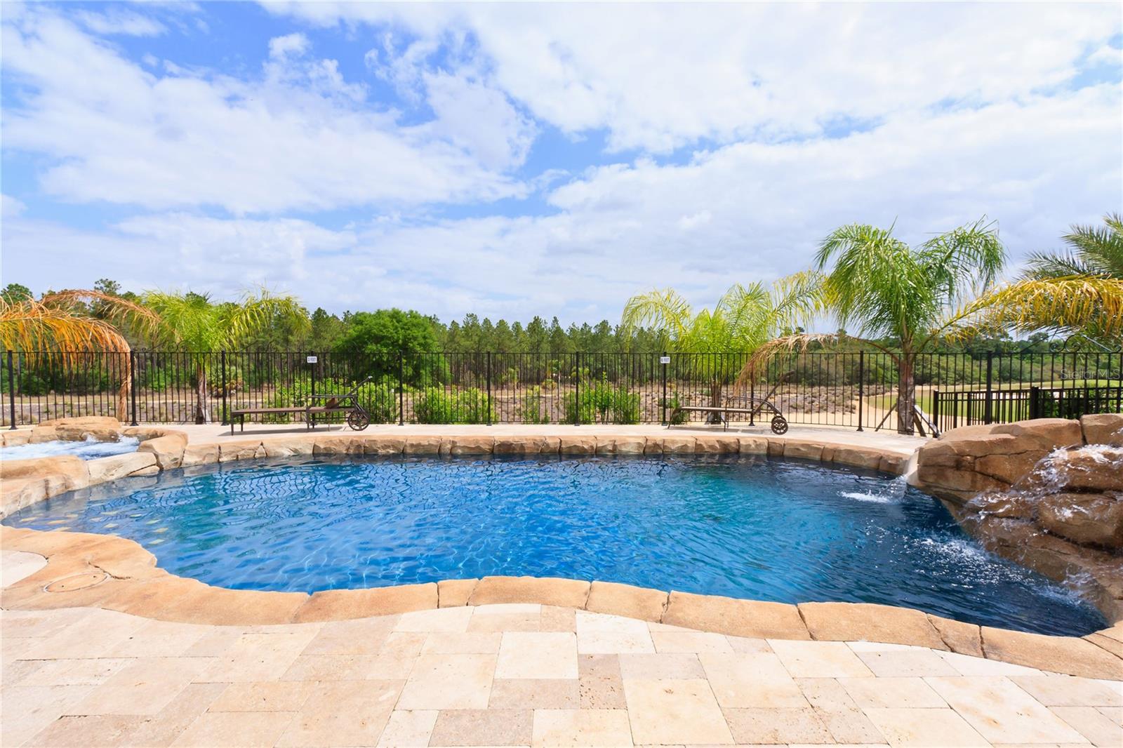 REUNION WEST VLGS NORTH - Residential