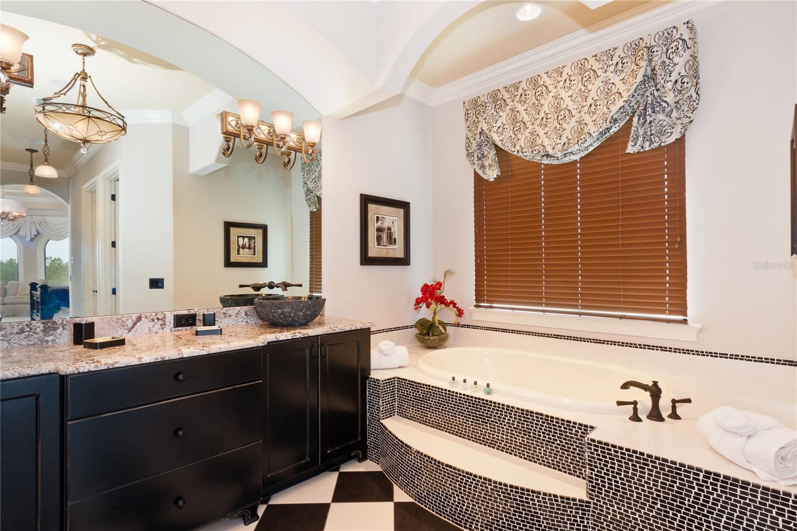 REUNION WEST VLGS NORTH - Residential