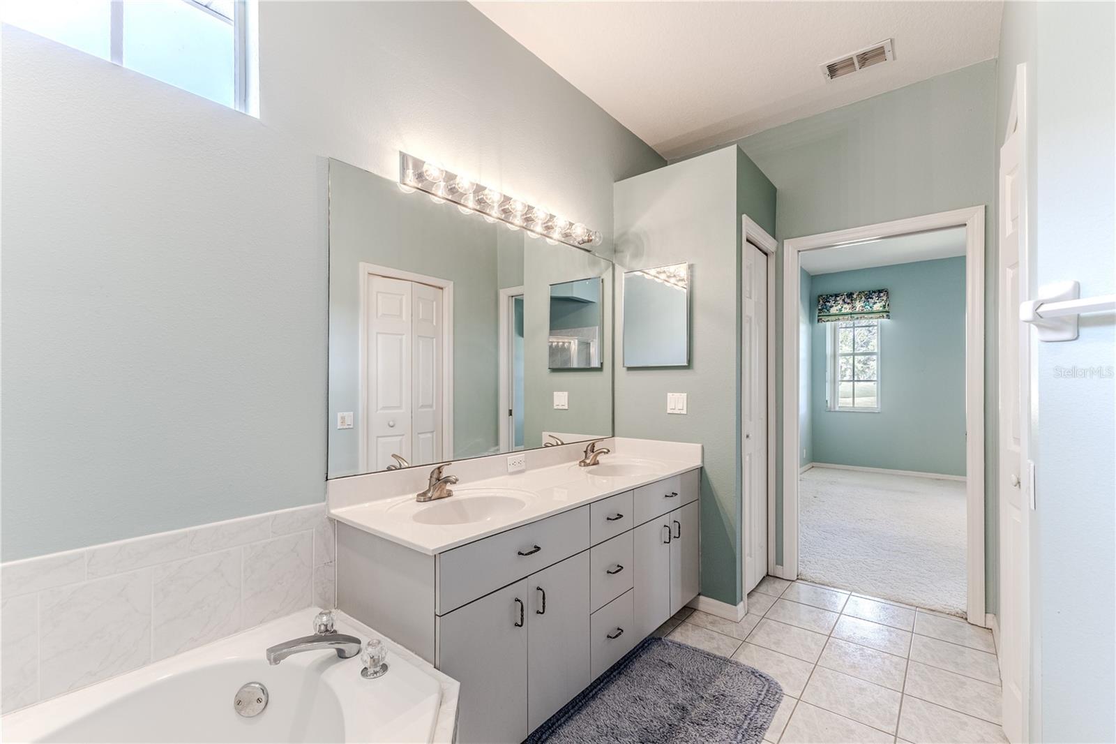 SILVERTHORN PH 3 - Residential