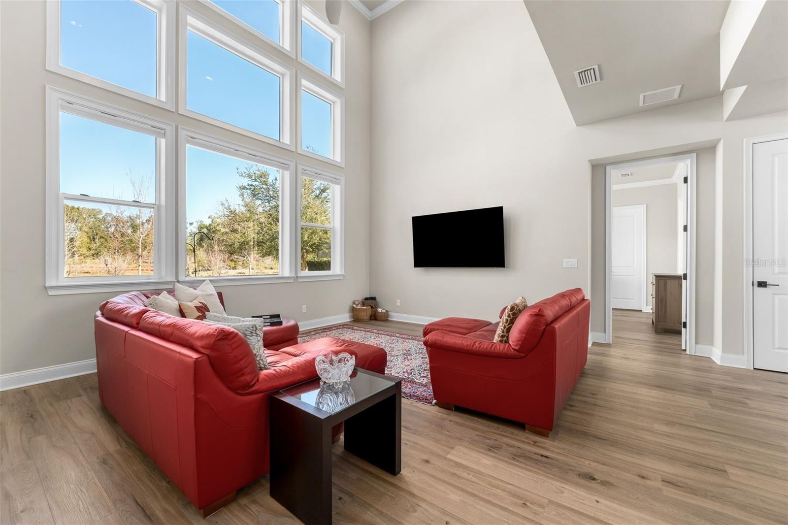 OAKMONT - Residential