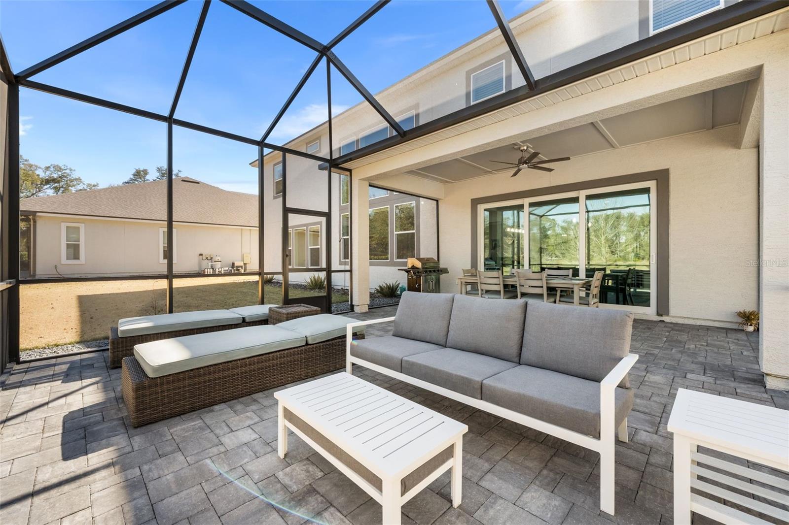 OAKMONT - Residential