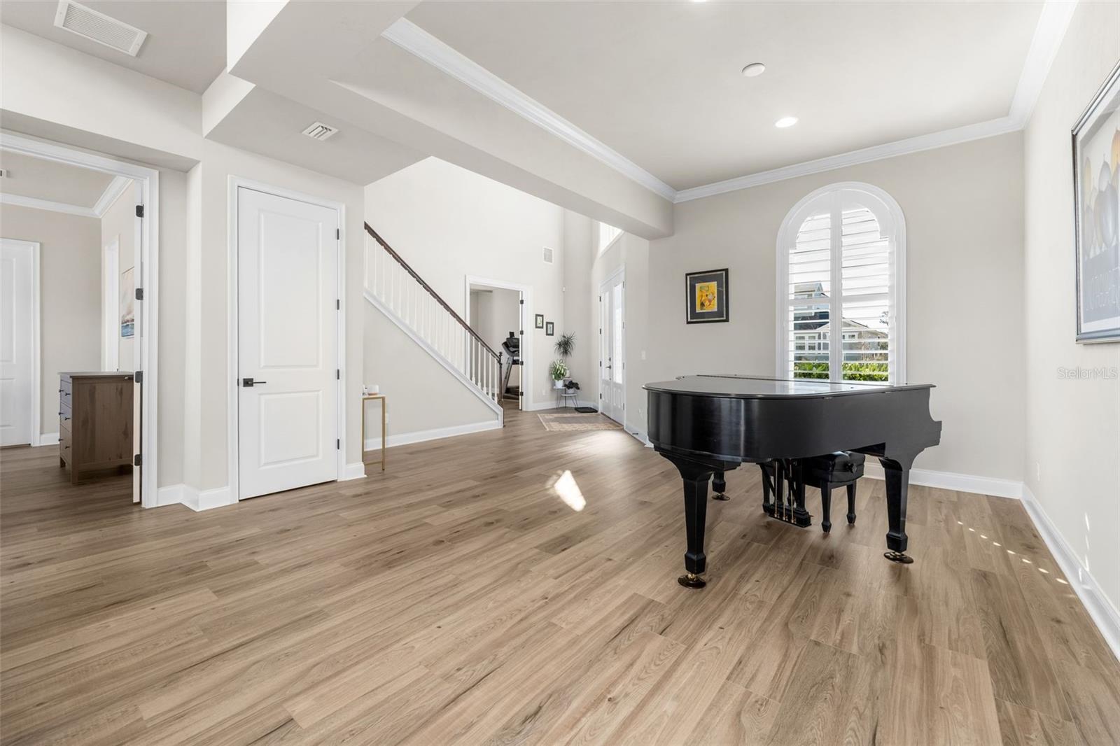 OAKMONT - Residential