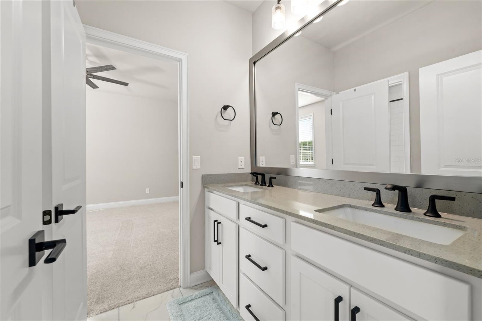 OAKMONT - Residential